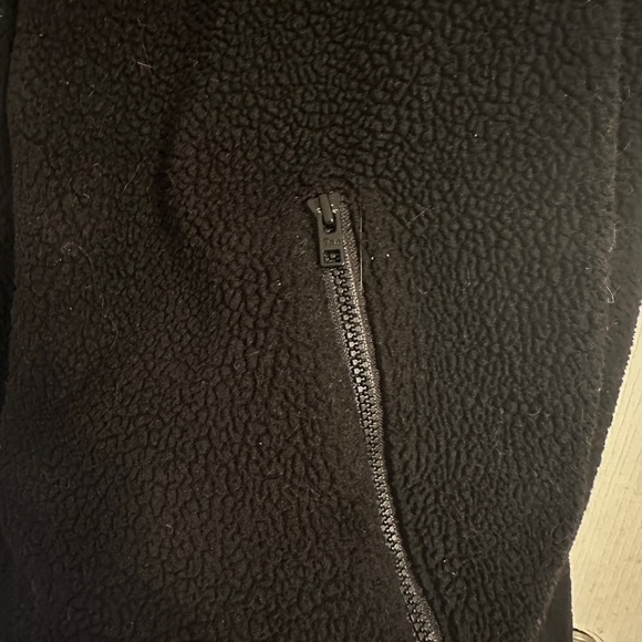 2/$50 TNA Sherpa zip up​​ - Picture 8 of 8